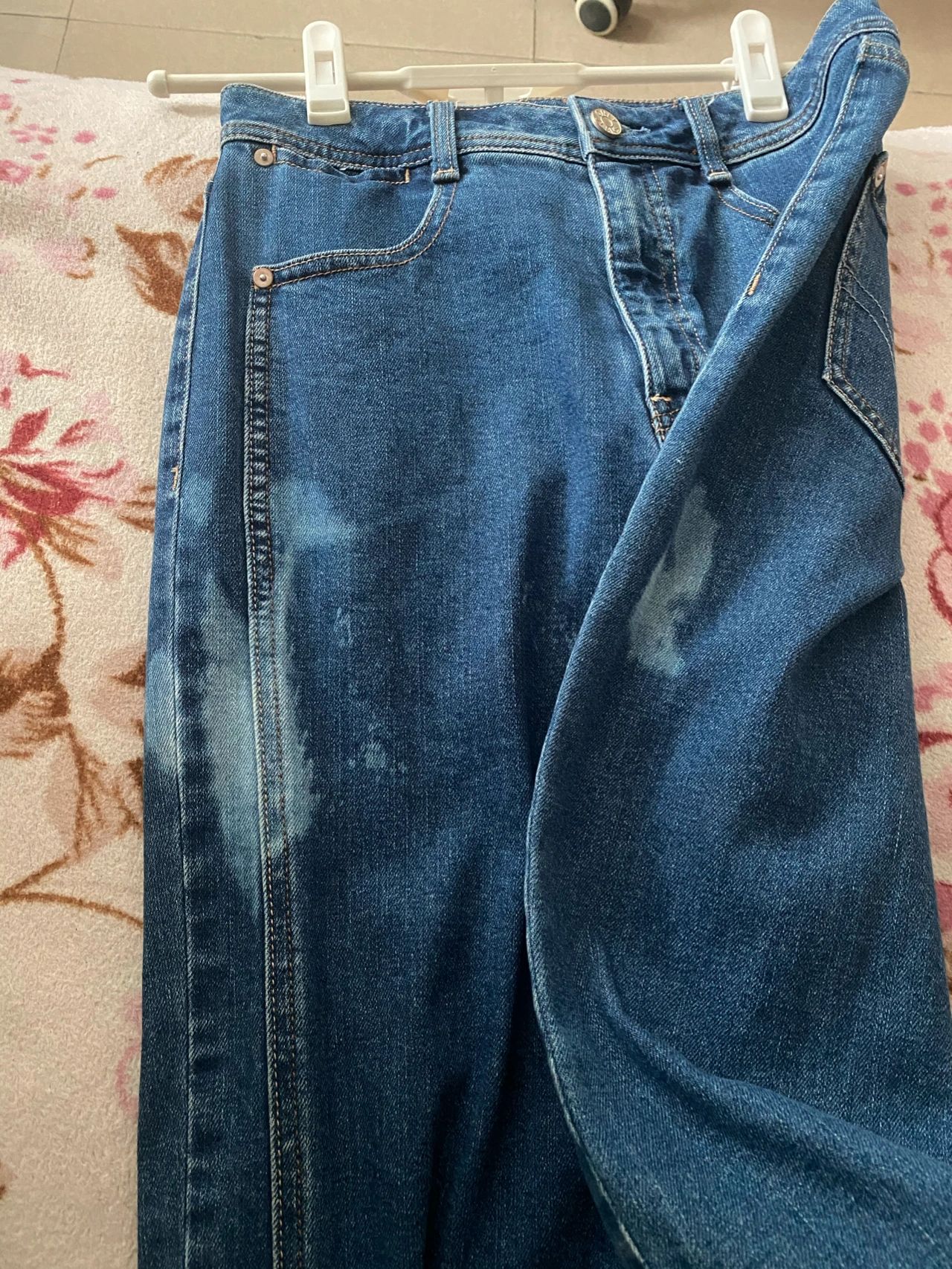 牛仔褲掉色是質量不行嗎