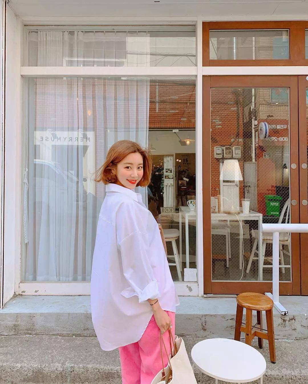 夏天穿廓形襯衫，越大越好看 